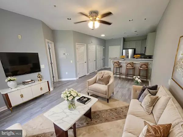 Bowie, MD 20716,15614 EVERGLADE LN #104