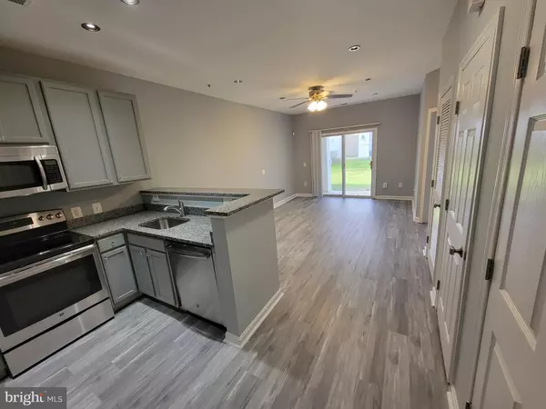 Bowie, MD 20716,15614 EVERGLADE LN #104