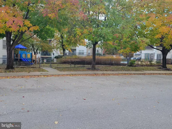 Bowie, MD 20716,15614 EVERGLADE LN #104