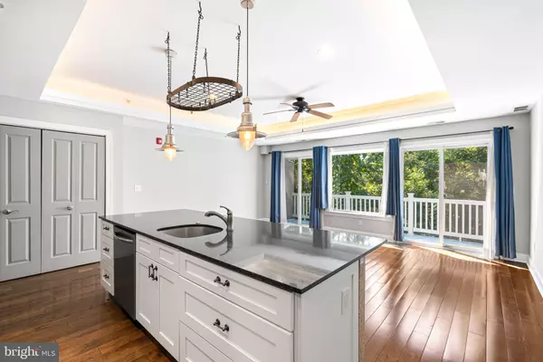 Philadelphia, PA 19123,1022-24 FAIRMOUNT AVE #6