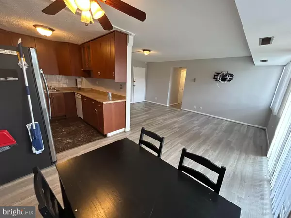 Alexandria, VA 22312,431 N ARMISTEAD ST #211