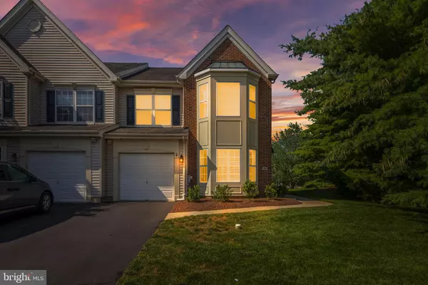 101 OAKTREE CT, Warwick, PA 18974