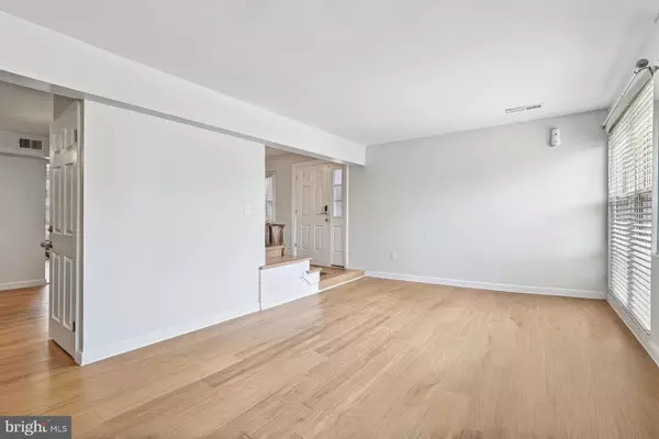 Upper Marlboro, MD 20774,10093 CAMPUS WAY S #78