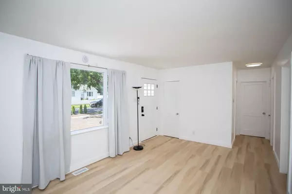 Cherry Hill, NJ 08034,102 SHEPHERD RD