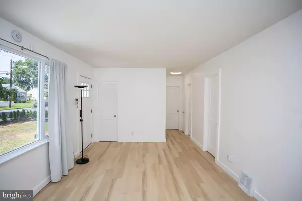 Cherry Hill, NJ 08034,102 SHEPHERD RD