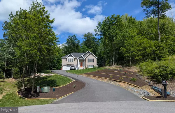 12748 ARIELLE LN, Waynesboro, PA 17268