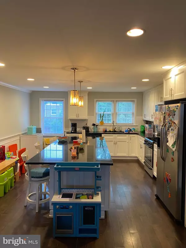Folcroft, PA 19032,2083 KENT RD