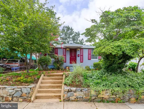 Arlington, VA 22201,4309 WASHINGTON BLVD