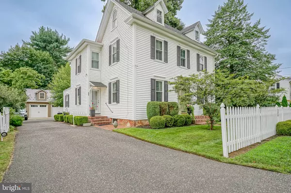 Westampton, NJ 08060,208 2ND ST