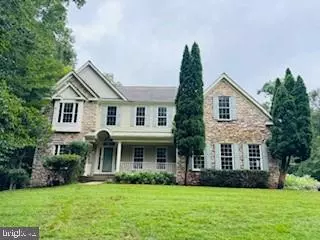 11021 WINDING BROOK CT, Manassas, VA 20111