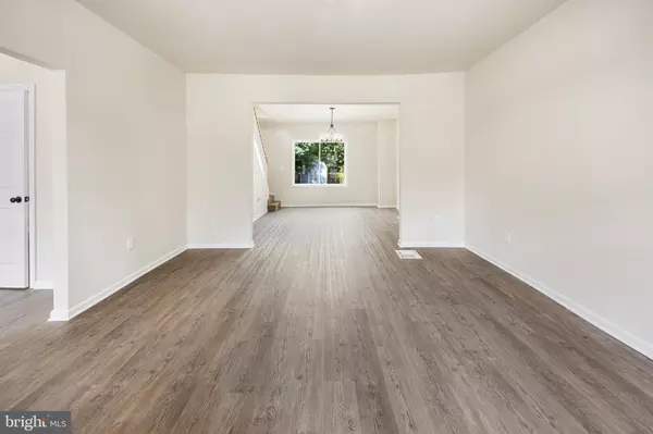 Mount Holly, NJ 08060,26 PINE ST