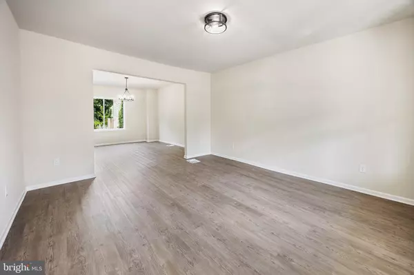 Mount Holly, NJ 08060,26 PINE ST