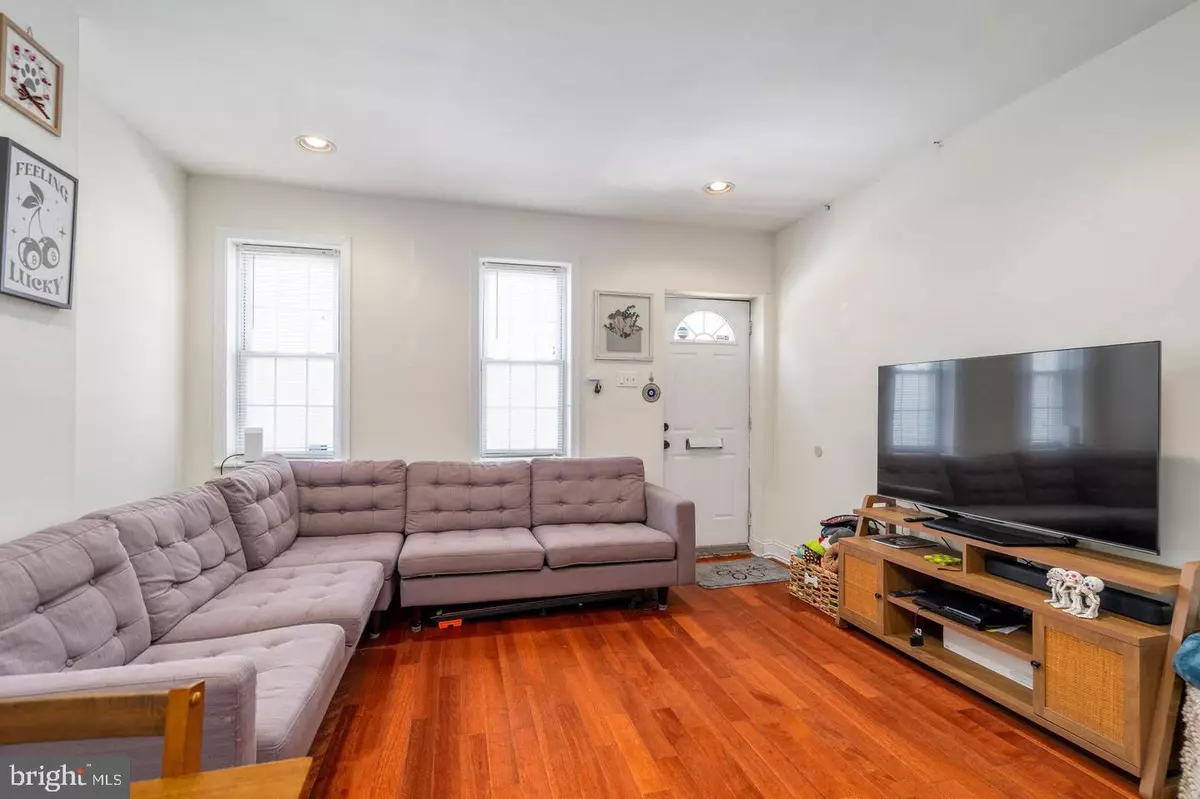 Philadelphia, PA 19146,1038 S BOUVIER ST