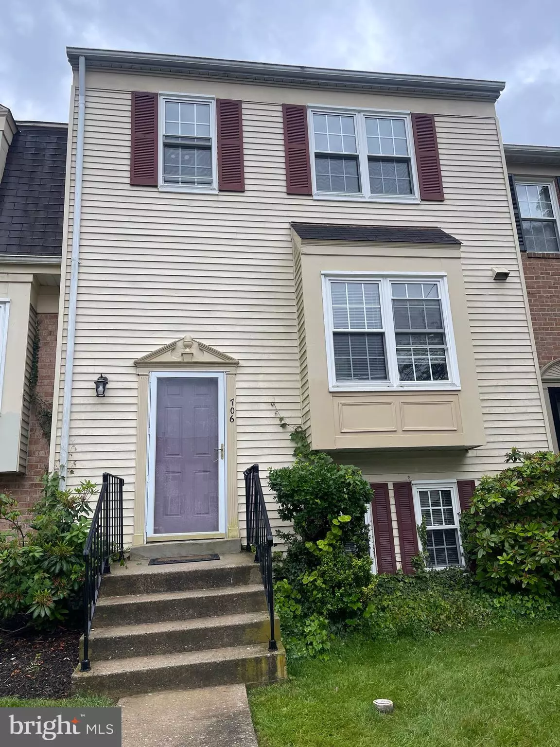Rockville, MD 20850,706 IVY LEAGUE LN #12-69