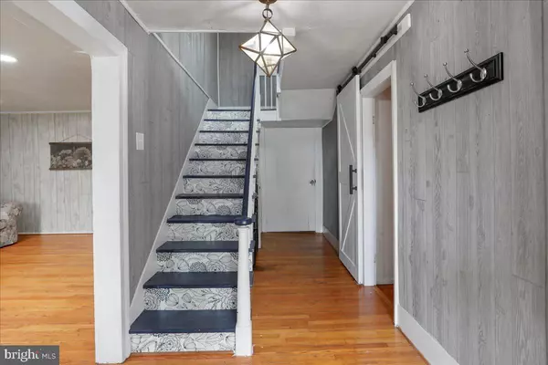 Woodstock, VA 22664,323 N CHURCH ST