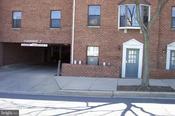 Bethesda, MD 20814,8311 WISCONSIN AVE #A-3