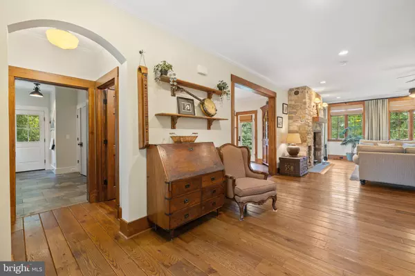 Middleburg, VA 20117,6282 COVINGTON LN