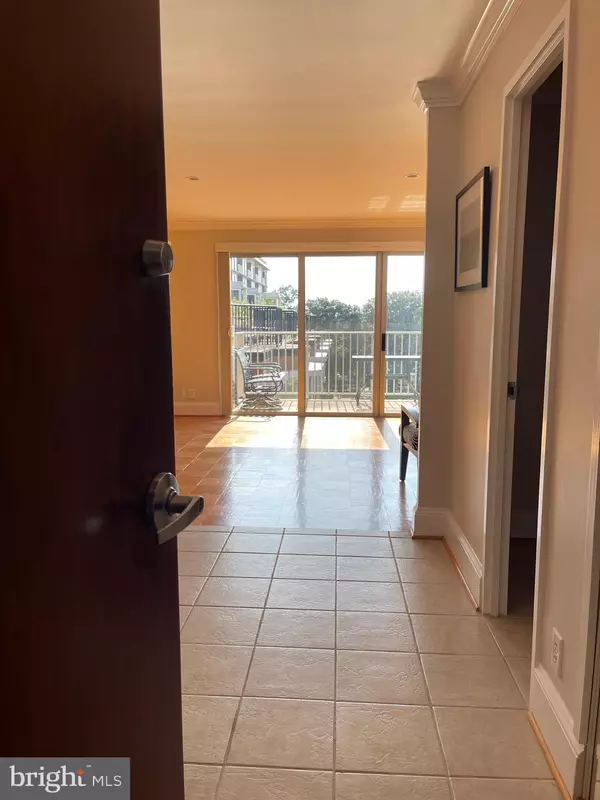 Washington, DC 20024,520 N ST SW #S618