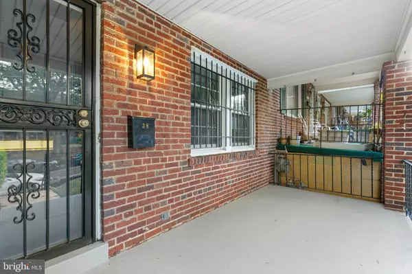 Washington, DC 20011,38 CRITTENDEN ST NE