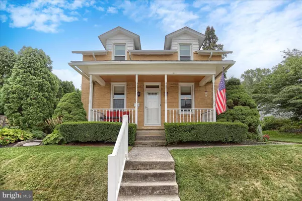 Hershey, PA 17033,206 W GRANADA AVE