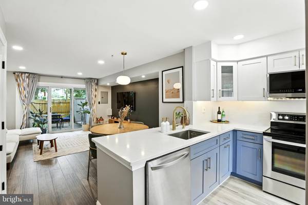 Springfield, VA 22152,8115 KINGSWAY CT #264