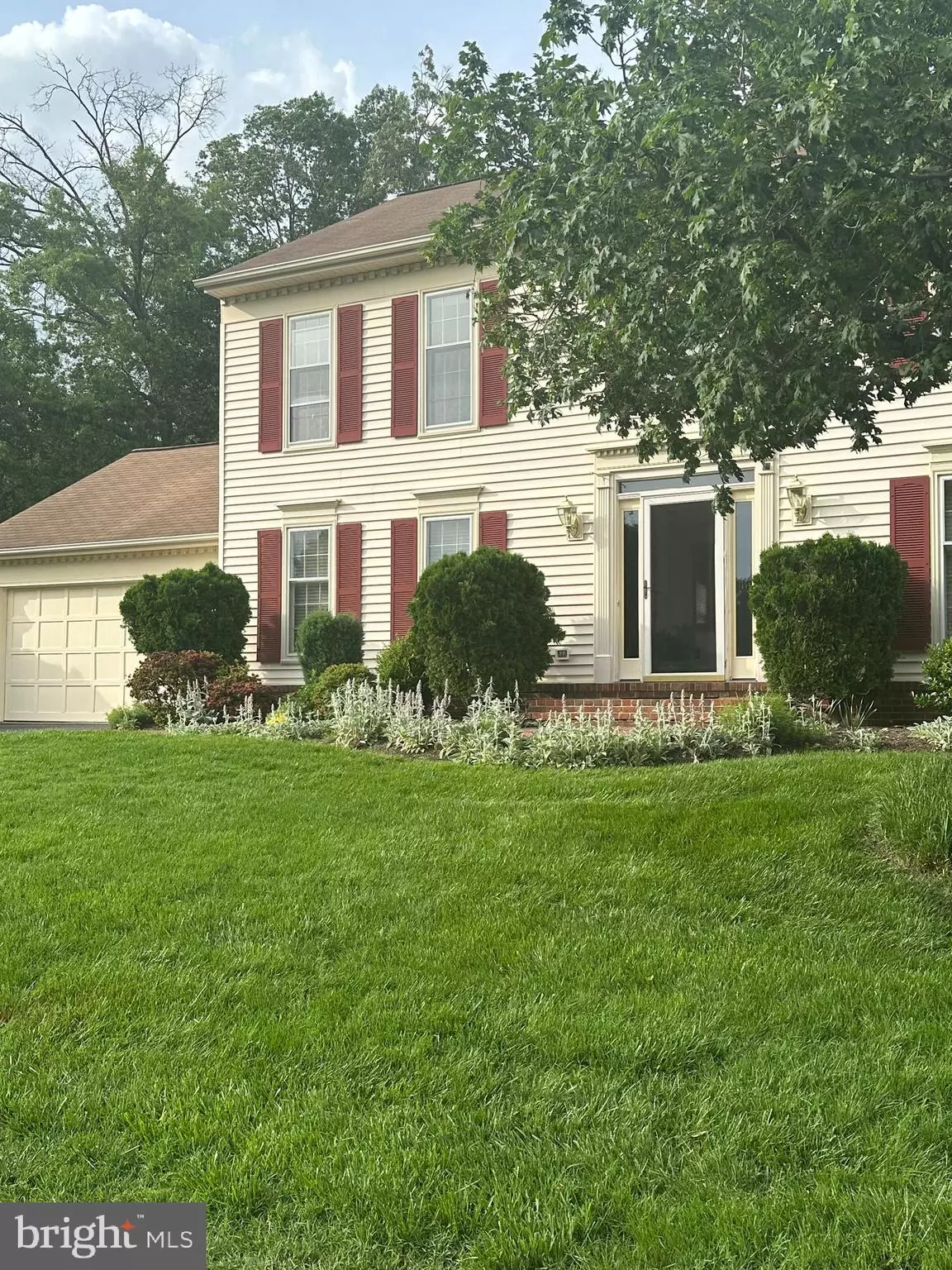 Centreville, VA 20120,15470 MEHERRIN DR
