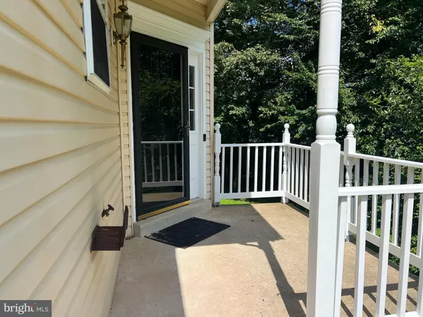 Woodbridge, VA 22193,6305 THIN LEAF PL