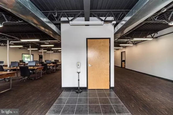 Vineland, NJ 08360,1170 KARIN ST