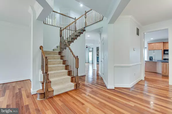 Woodbridge, VA 22191,16309 SANDY RIDGE CT