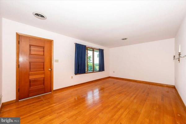 Jefferson, MD 21755,3901 SHADYWOOD CT