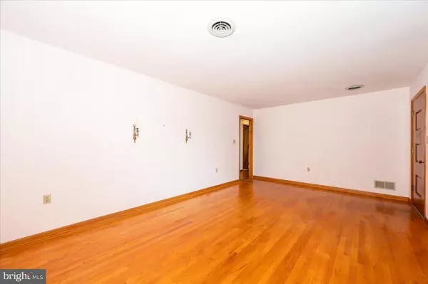 Jefferson, MD 21755,3901 SHADYWOOD CT