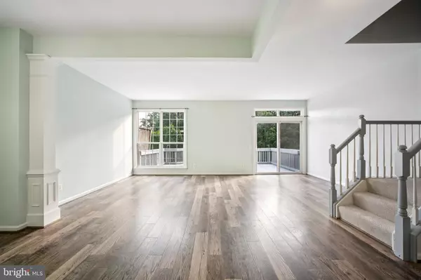 Sterling, VA 20166,45624 WATERLOO SQ