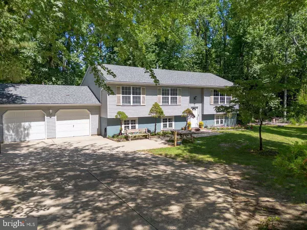 Pennsauken, NJ 08109,8275 MAPLE AVE