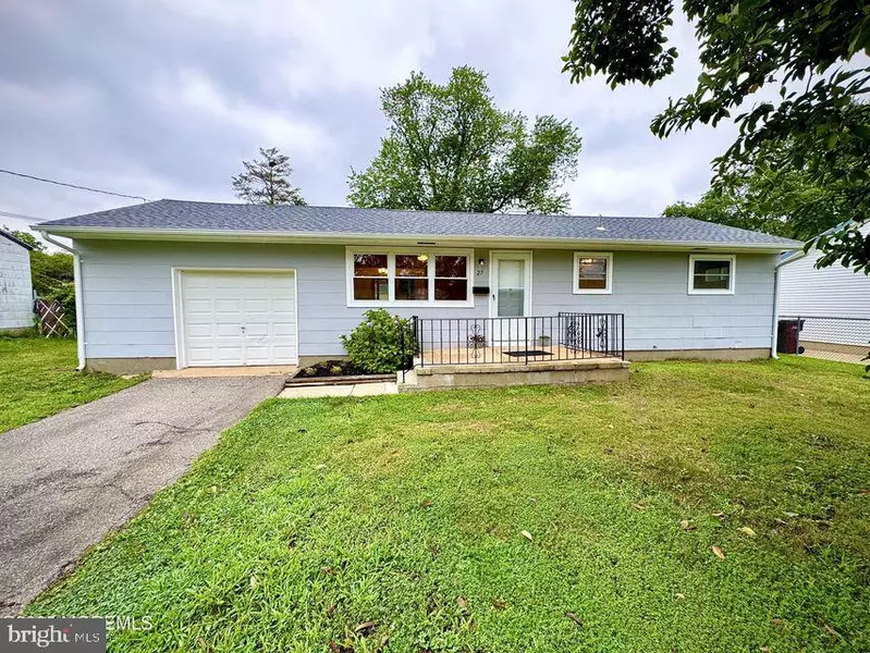 27 ANCHORAGE BLVD, Bayville, NJ 08721