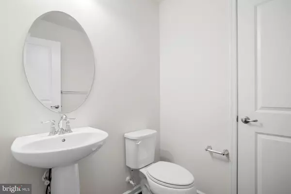 Ashburn, VA 20148,22275 SIMS TER