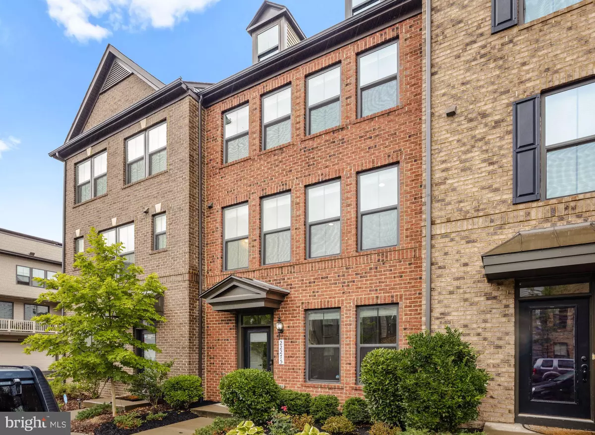 Ashburn, VA 20148,22275 SIMS TER