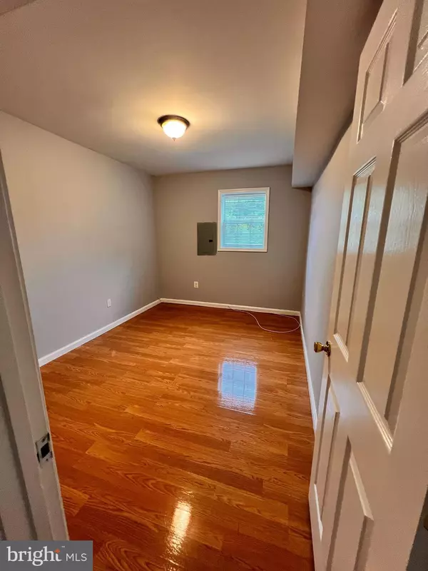 Laurel, MD 20724,937 5TH STREET #1