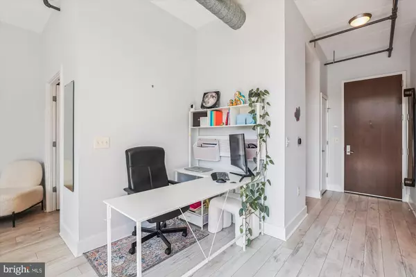 Alexandria, VA 22314,520 JOHN CARLYLE ST #311