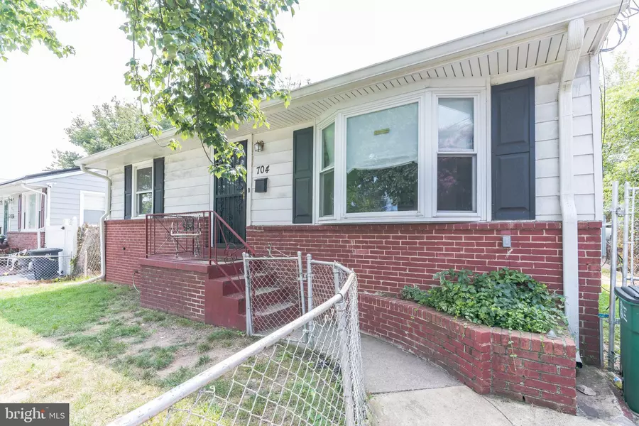 704 65TH AVE, Capitol Heights, MD 20743