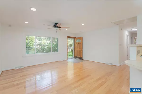 Charlottesville, VA 22903,1706 CHERRY AVE