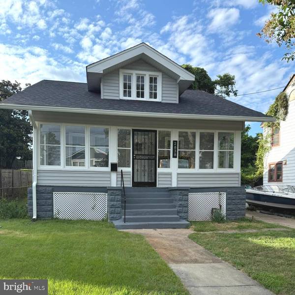 2838 MYRTLE AVE NE, Washington, DC 20018