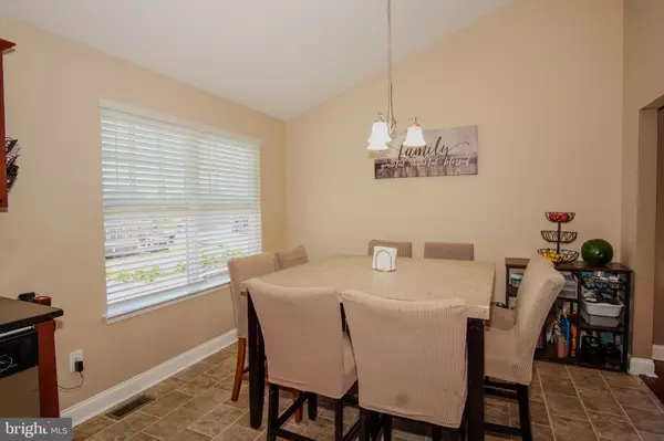 Williamstown, NJ 08094,272 RUSHFOIL DR