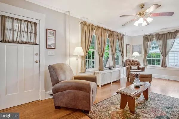 Linthicum Heights, MD 21090,113 SYCAMORE RD
