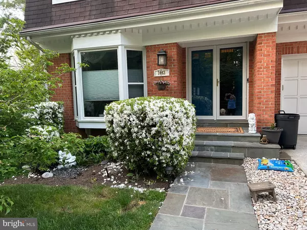 Bethesda, MD 20817,7443 CRESTBERRY LN