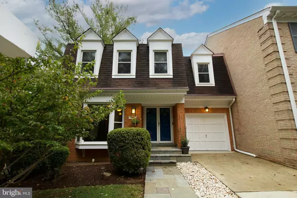 Bethesda, MD 20817,7443 CRESTBERRY LN