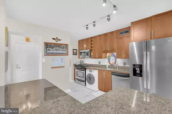 Takoma Park, MD 20912,7333 NEW HAMPSHIRE AVE #1103