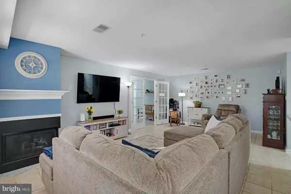 Alexandria, VA 22306,7518-B SNOWPEA CT #38