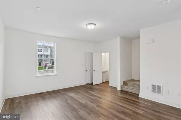 Hanover, PA 17331,119 HOLSTEIN DR #163