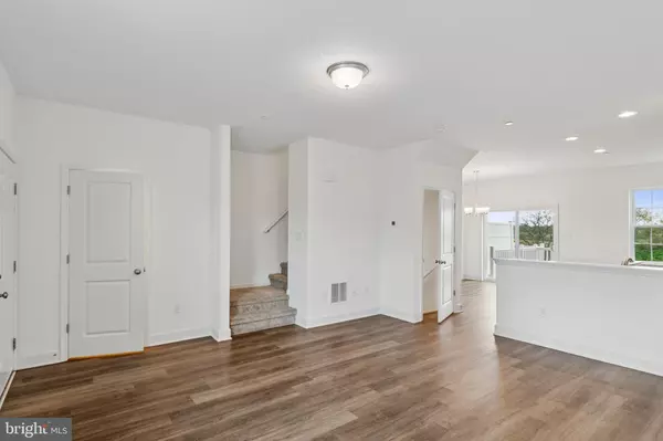 Hanover, PA 17331,119 HOLSTEIN DR #163