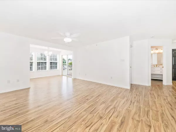 Frederick, MD 21701,902 BLUE LEAF CT #8  2D